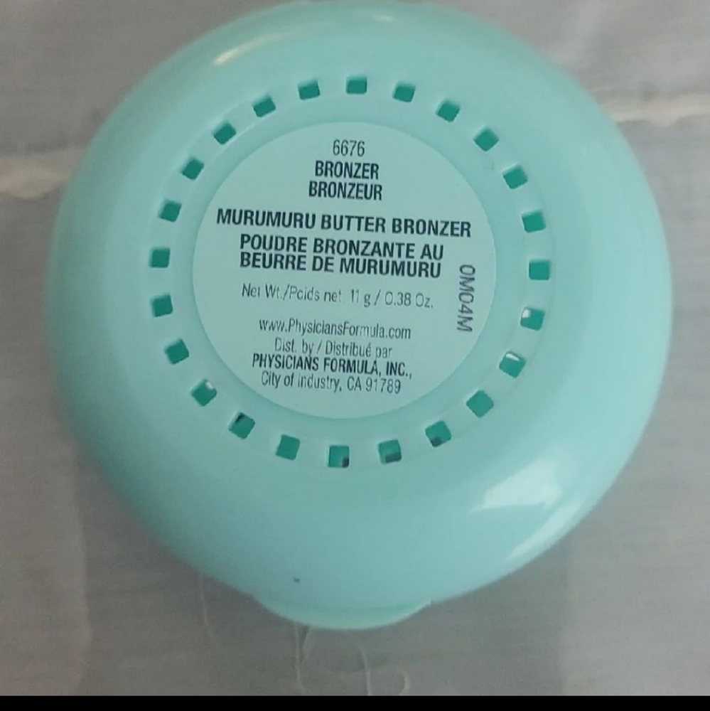 Physicians Formula Butter Bronzer - Picture 2 of 3